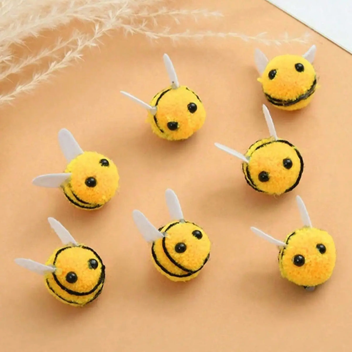 Handmade DIY Bee Ball Toys Set, Decorative Home Accessories, Party Room Plant Fabric Ornament, Fun Insect Design, Ideal Gift Choice
